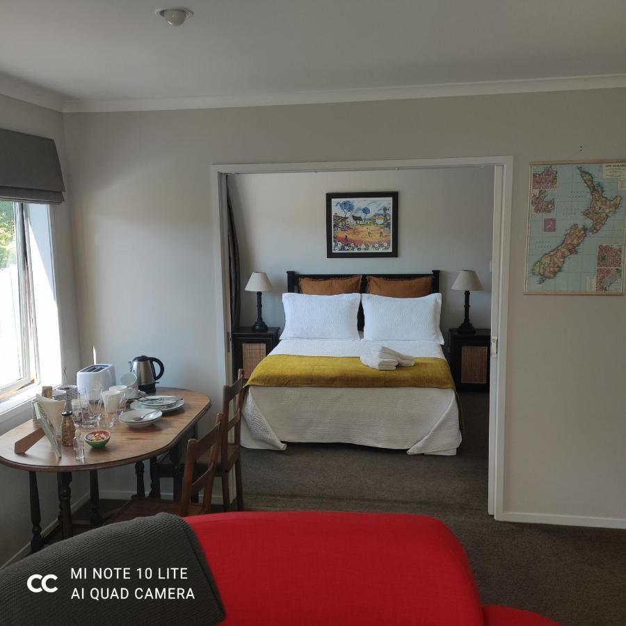 Castor Bay Homestay Auckland Exterior photo
